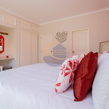 Villa Luxury Suites, Heated Outdoor Pool ปอร์ติเมา ภายนอก รูปภาพ