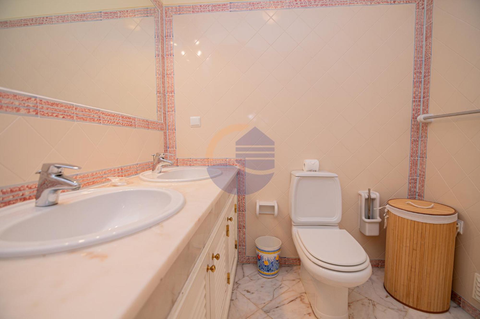 Villa Luxury Suites, Heated Outdoor Pool ปอร์ติเมา ภายนอก รูปภาพ