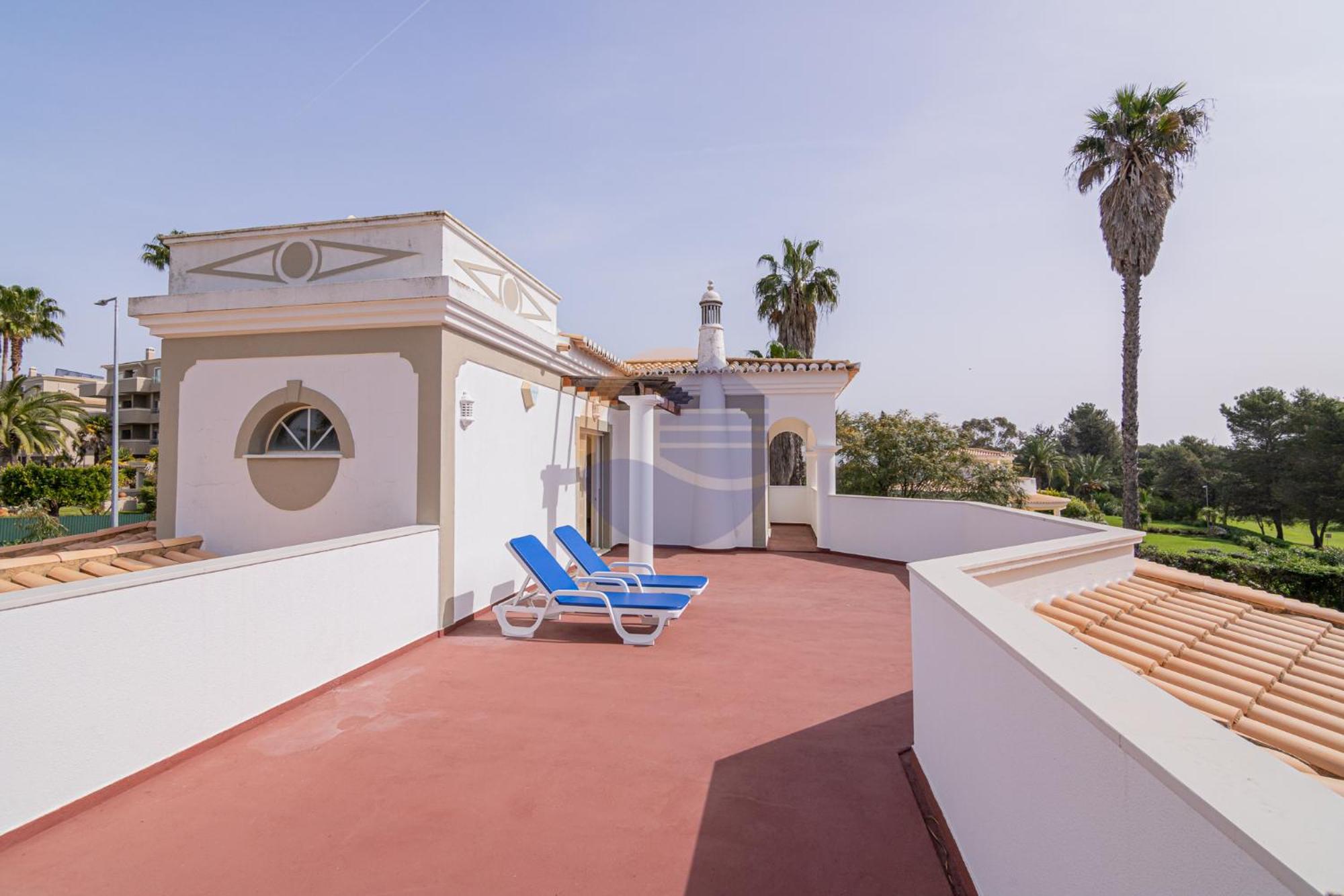 Villa Luxury Suites, Heated Outdoor Pool ปอร์ติเมา ภายนอก รูปภาพ