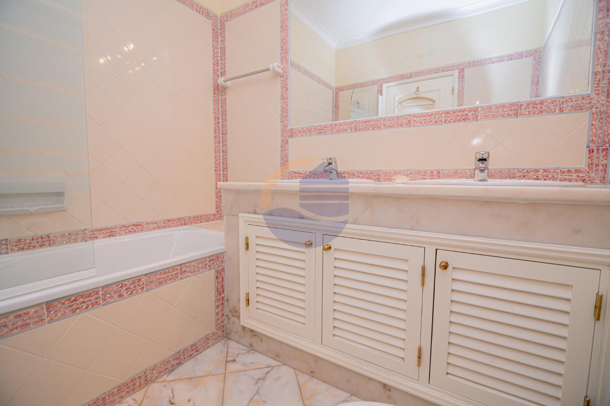 Villa Luxury Suites, Heated Outdoor Pool ปอร์ติเมา ภายนอก รูปภาพ